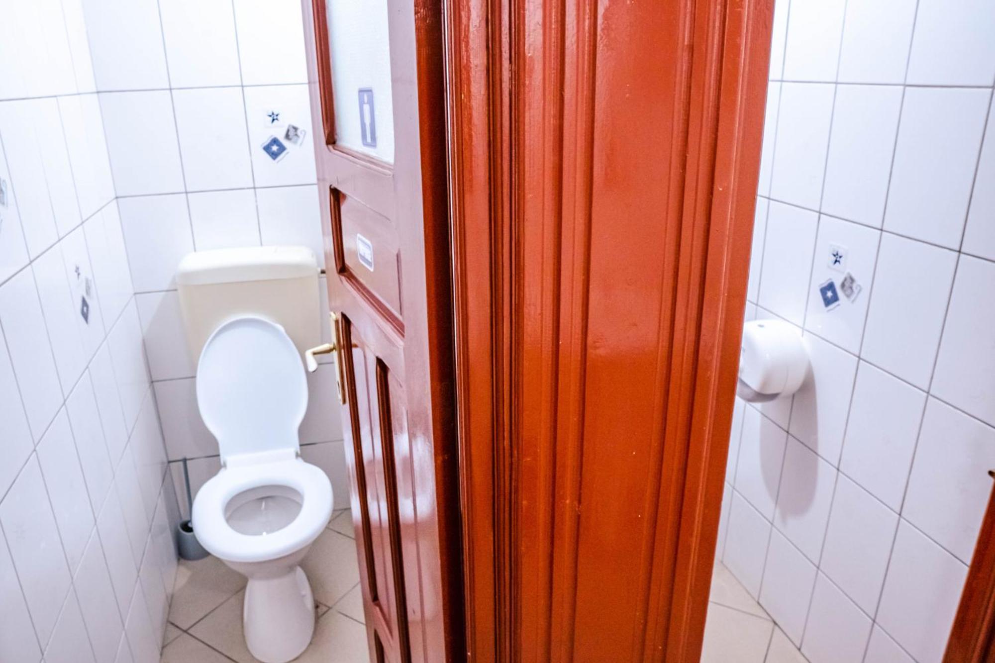 Hostel Sport Bucureşti Ngoại thất bức ảnh