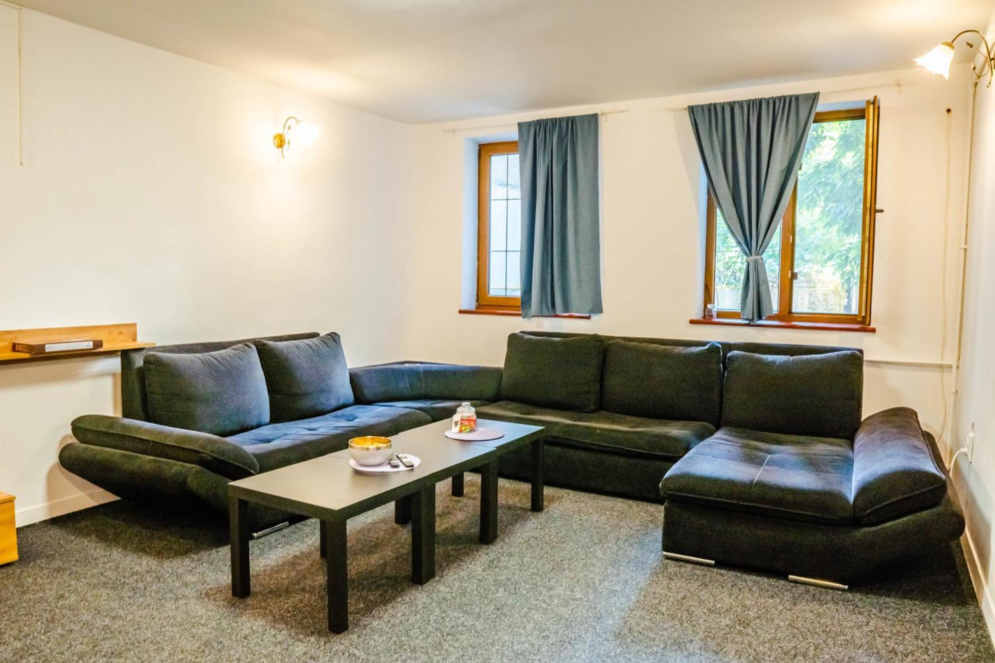 Hostel Sport Bucureşti Ngoại thất bức ảnh