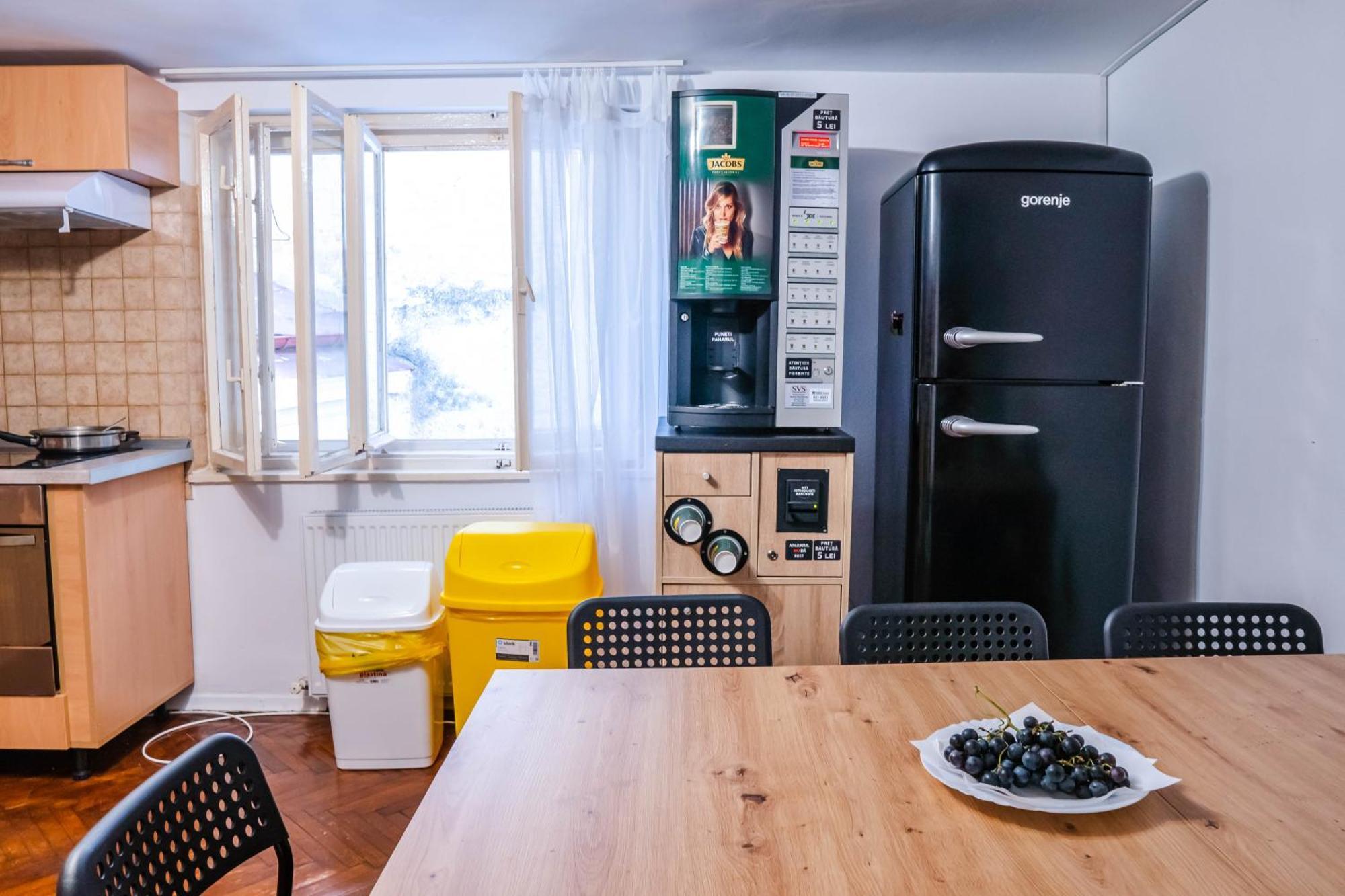 Hostel Sport Bucureşti Ngoại thất bức ảnh