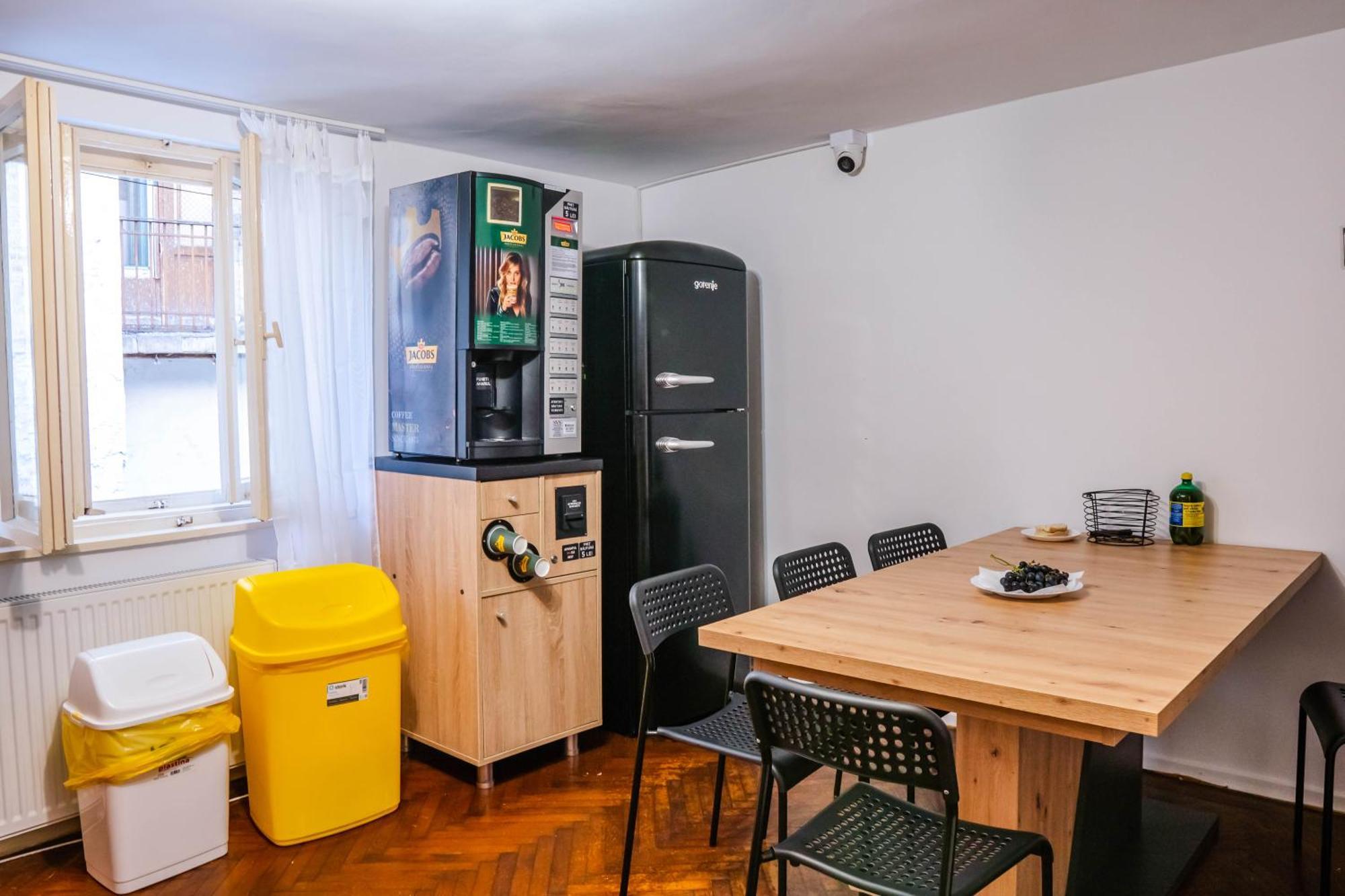 Hostel Sport Bucureşti Ngoại thất bức ảnh