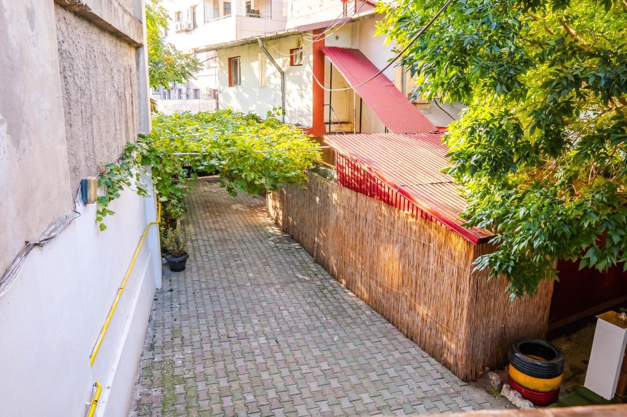 Hostel Sport Bucureşti Ngoại thất bức ảnh