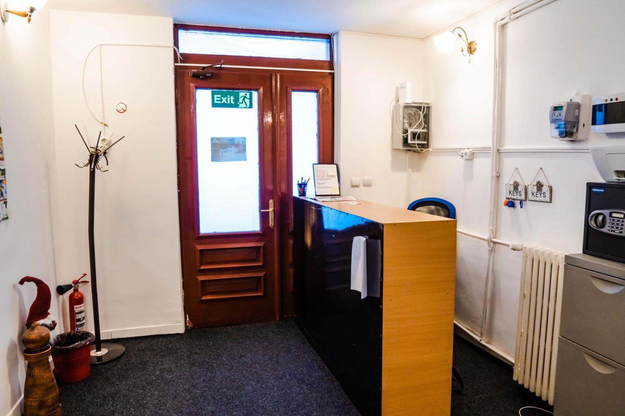 Hostel Sport Bucureşti Ngoại thất bức ảnh